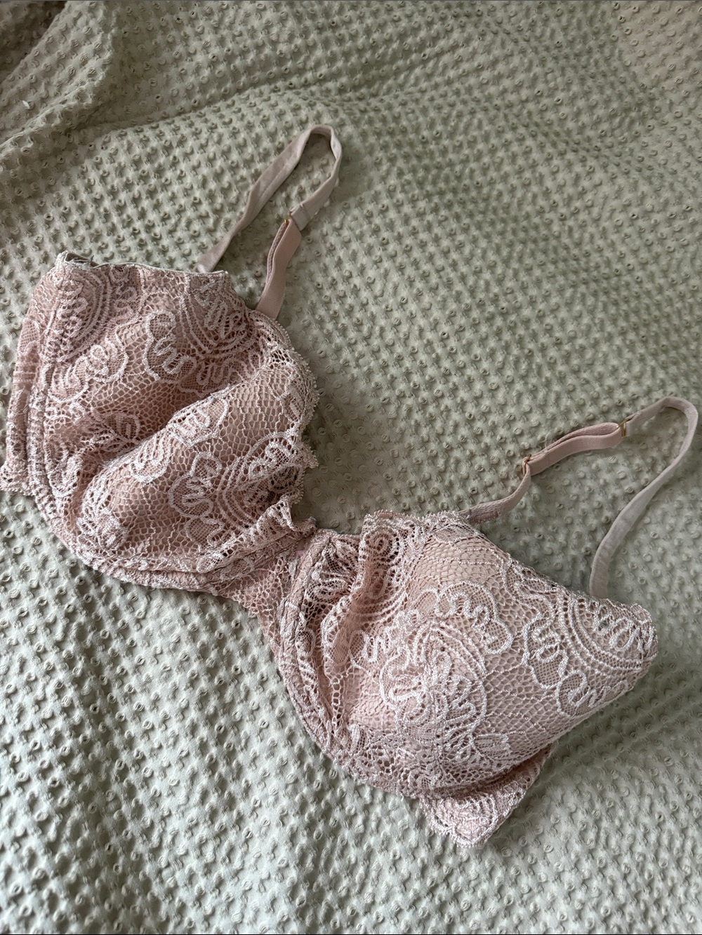 Victoria’s Secret Very Sexy Lace Bra